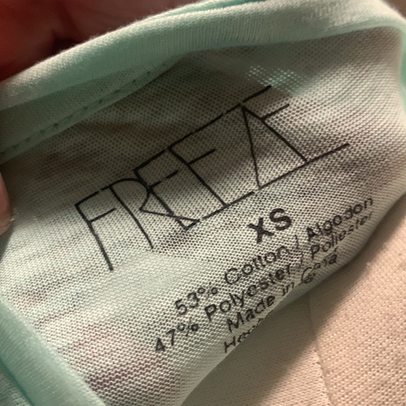 NWT Freeze oversized graphic tank size XS - Picture 4 of 4